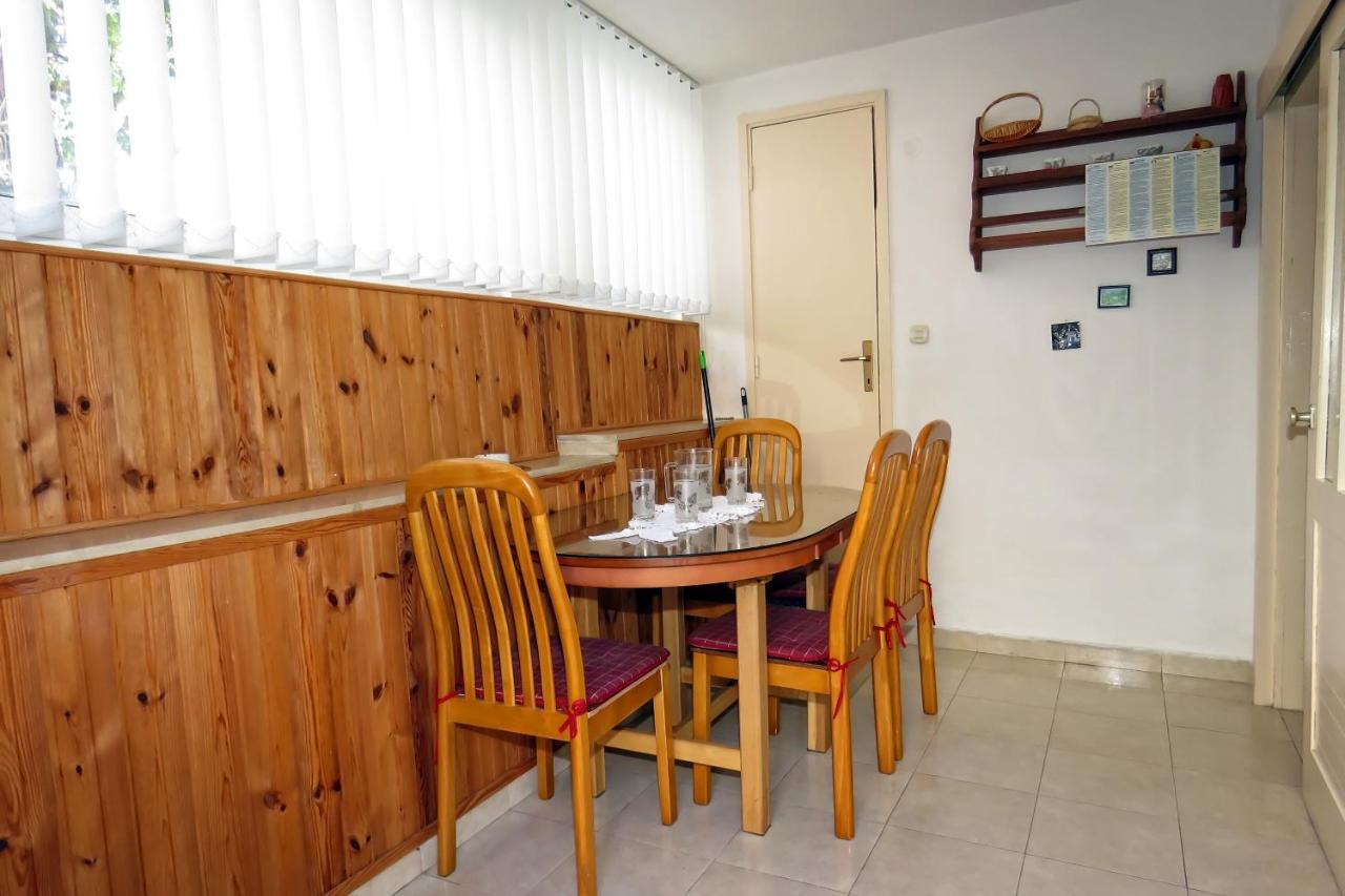 Apartments By The Sea Drasnice, Makarska - 5265 Εξωτερικό φωτογραφία